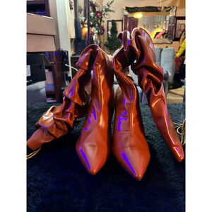 Women's Unbranded Brown Heeled Boots Size 8